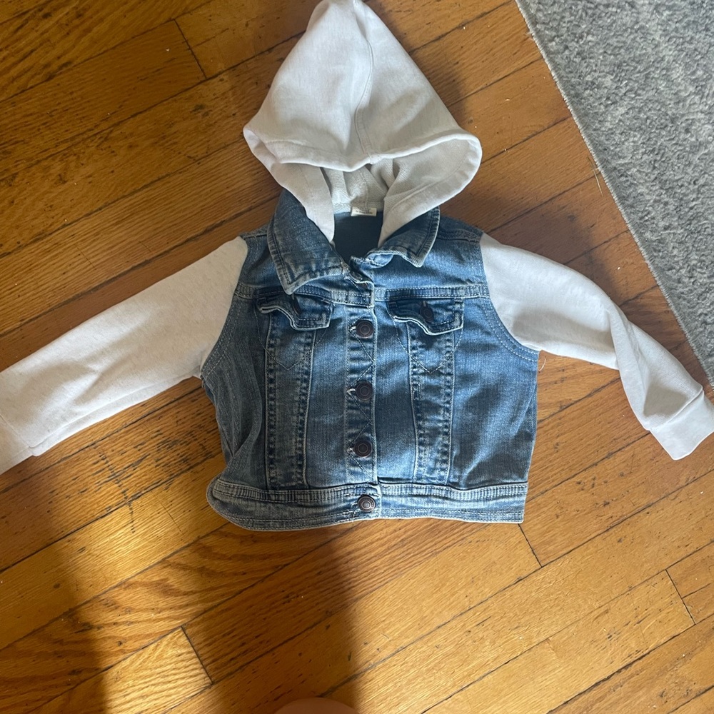 Tucker and Tate hooded Denim Jacket size 12-18 months